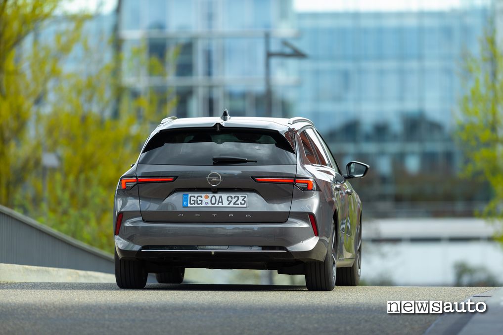 posteriore Opel Astra Sports Tourer 2022