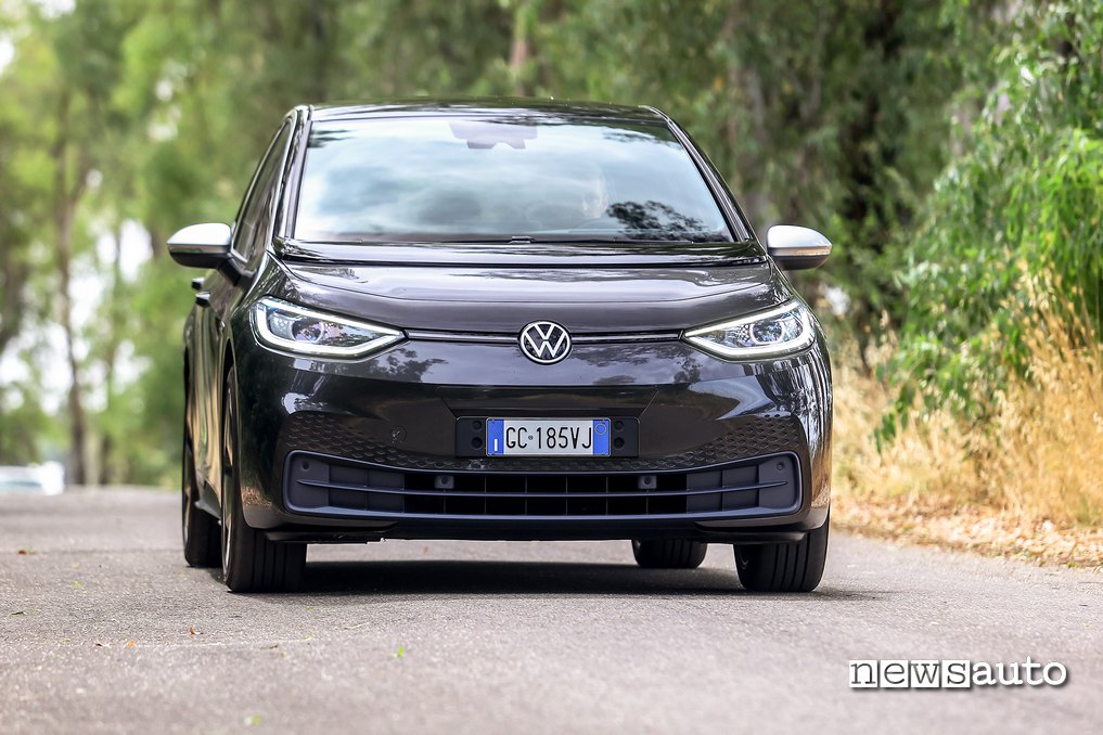 prova su strada Volkswagen ID.3 1ST