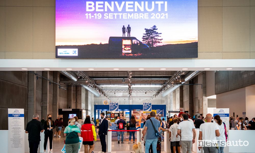 Ingresso Fiera di Parma dove si svolge il Salone del Camper