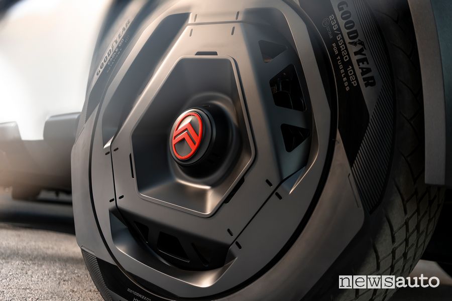 Cerchi acciaio e alluminio pneumatico Eagle GO Goodyear