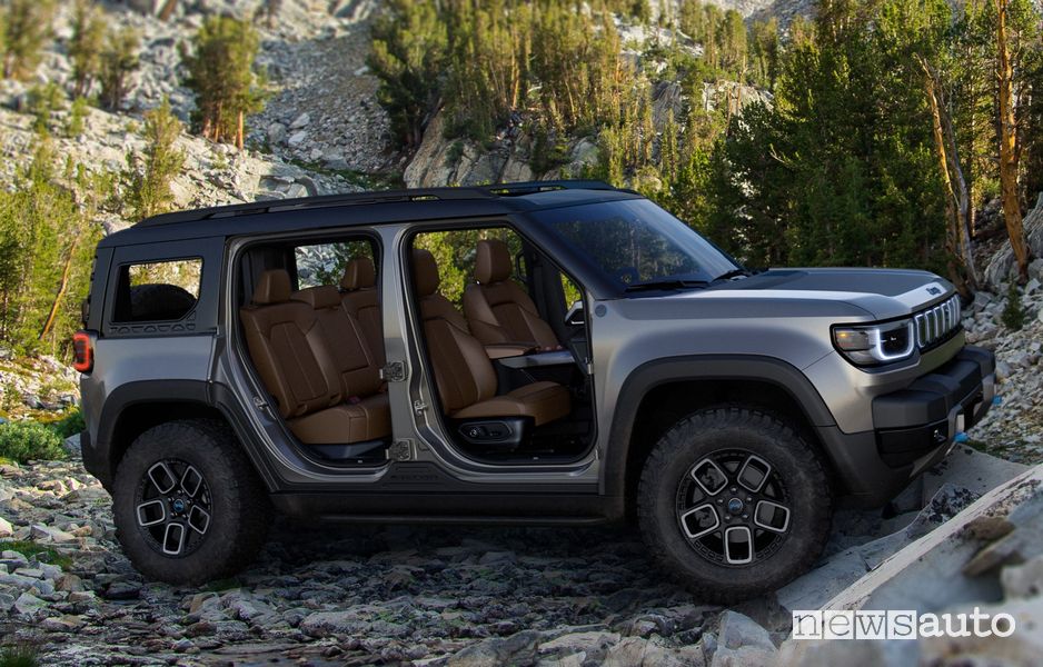 Vista laterale Jeep Recon 4x4 elettrico