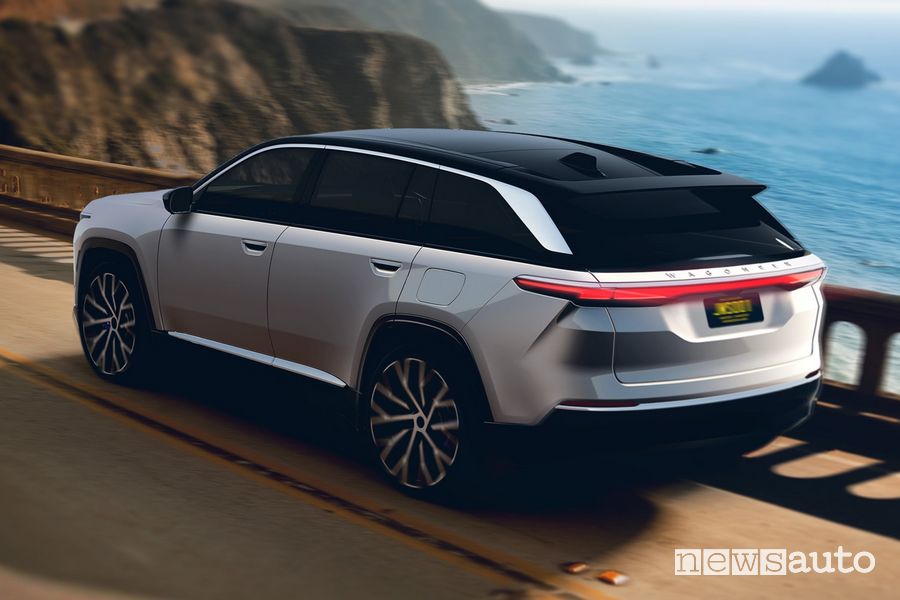 Vista posteriore Jeep Wagoneer S SUV elettrico