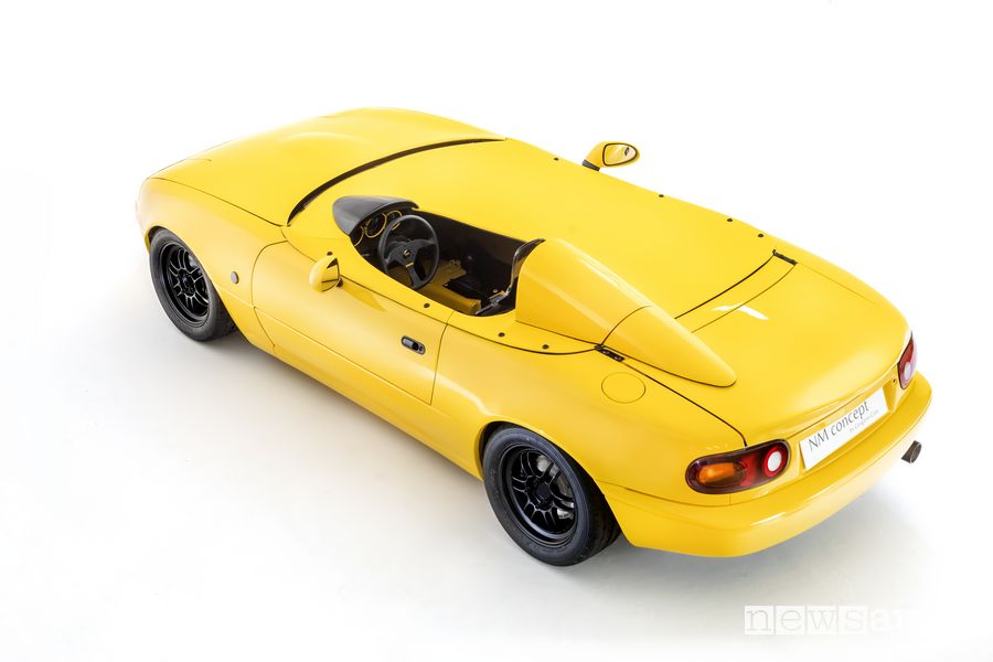 Vista dall'alto Mazda MX-5 NM Concept by Gorgona Cars