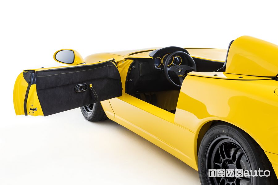 Portiera Mazda MX-5 NM Concept by Gorgona Cars