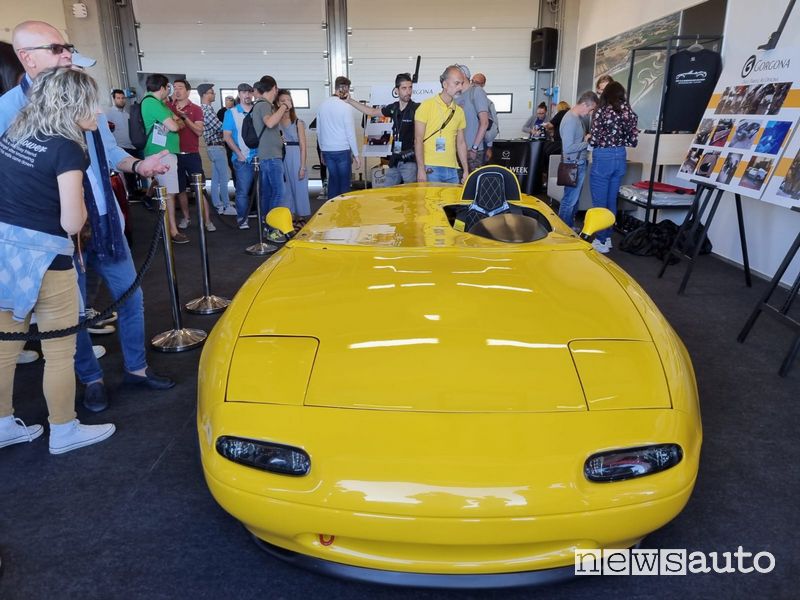 Vista frontale Mazda MX-5 NM Concept by Gorgona Cars a Modena