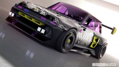 Vista di profilo Renault R5 Turbo 3E showcar elettrica