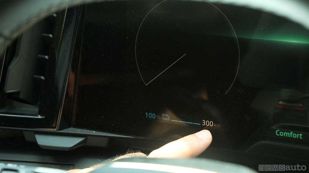 Autonomia Mégane E-Tech in autostrada a 130 km/h reale
