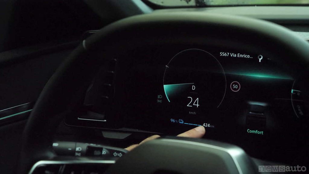 Autonomia Mégane E-Tech stimata su percorso misto, città, strade provinciali, 424 km dopo il reset del trip