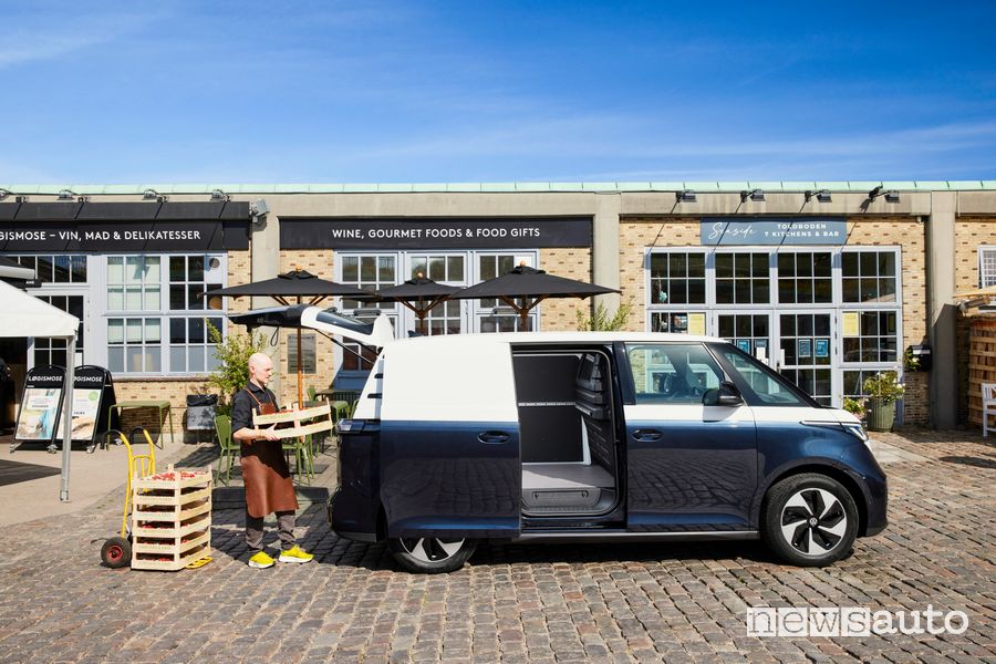 Operazione di carico Volkswagen ID. Buzz Cargo