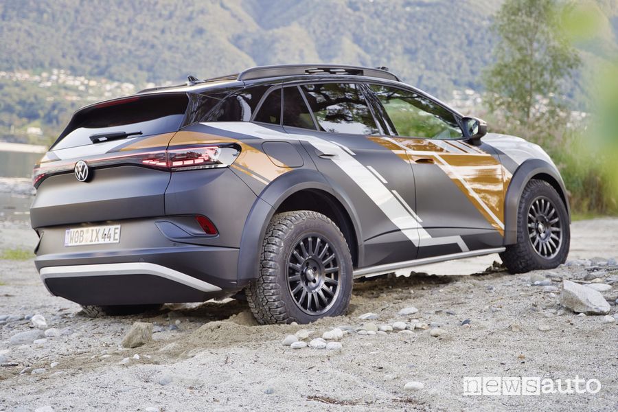 Vista posteriore Volkswagen ID. XTREME