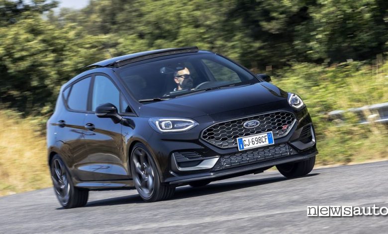 Vista anteriore della Ford Fiesta ST 2022 - L’accordo con Renault riapre le ipotesi su un possibile ritorno della Fiesta - (FOTO newsauto.it / Gentili)
