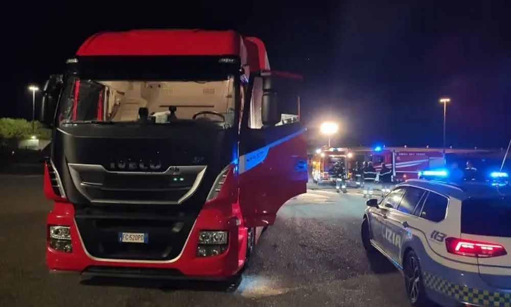 Incendio TIR Ferrari F1
