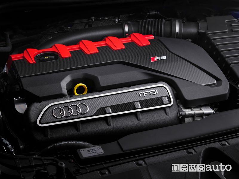 Audi RS 3 Sportback performance edition motore 2.5 TFSI