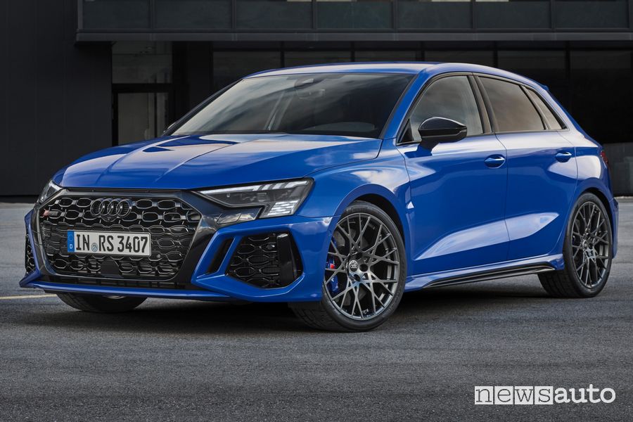 Audi RS 3 Sportback performance edition anteriore 3/4