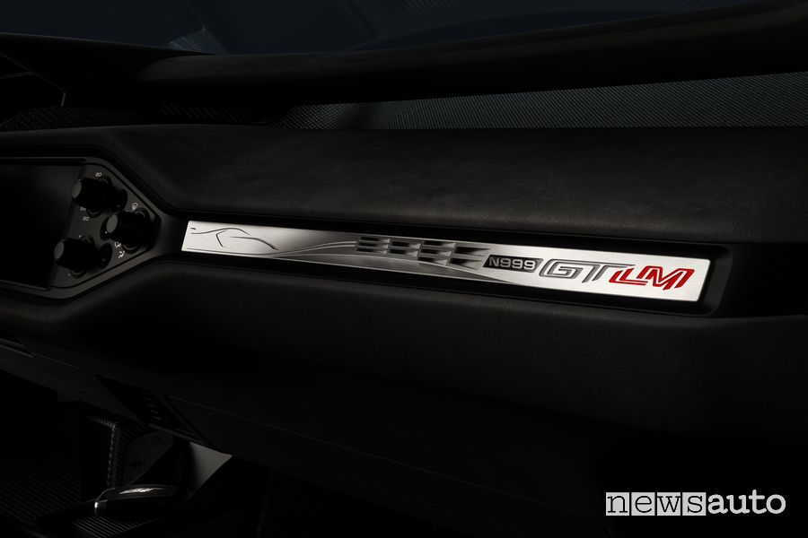 Badge identificativo abitacolo Ford GT LM Edition