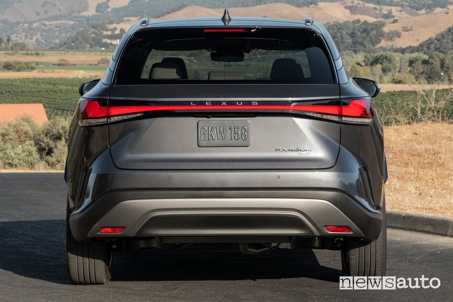 Lexus RX 450h Luxury PHEV paraurti posteriore