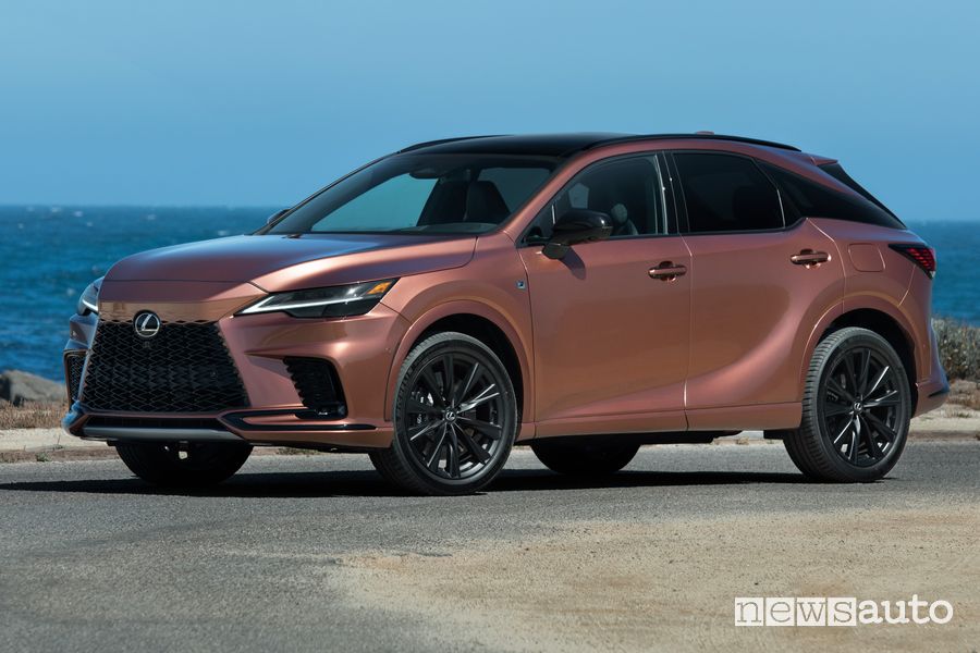 Lexus RX 500h F-Sport Direct4 anteriore 3/4