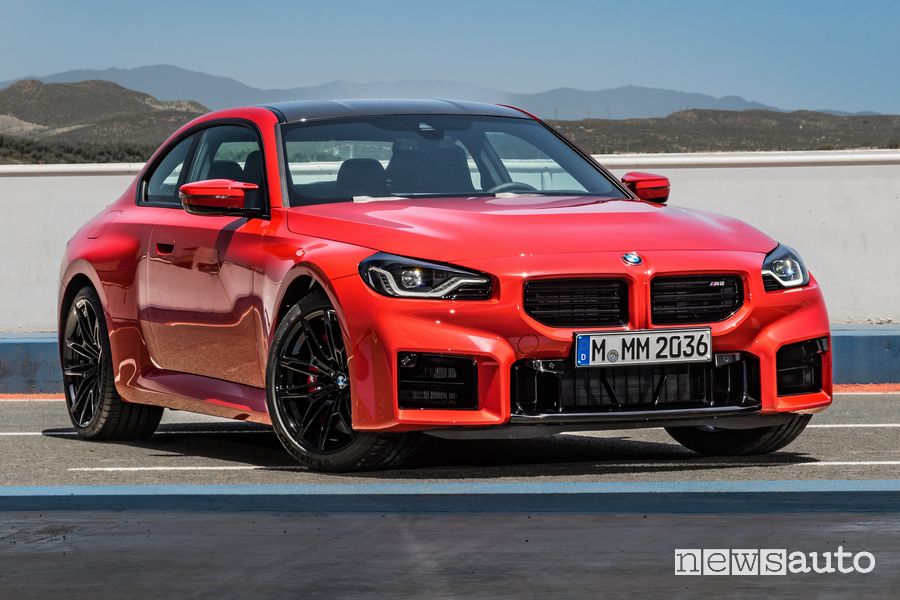 Nuova BMW M2 anteriore 3/4