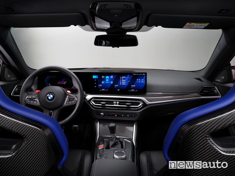 Nuova BMW M2 plancia abitacolo