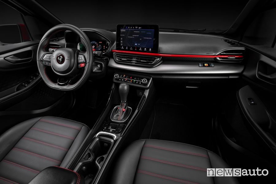 Abarth Pulse SUV plancia abitacolo