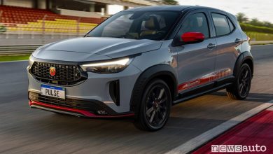 Abarth Pulse SUV anteriore 3/4 in pista