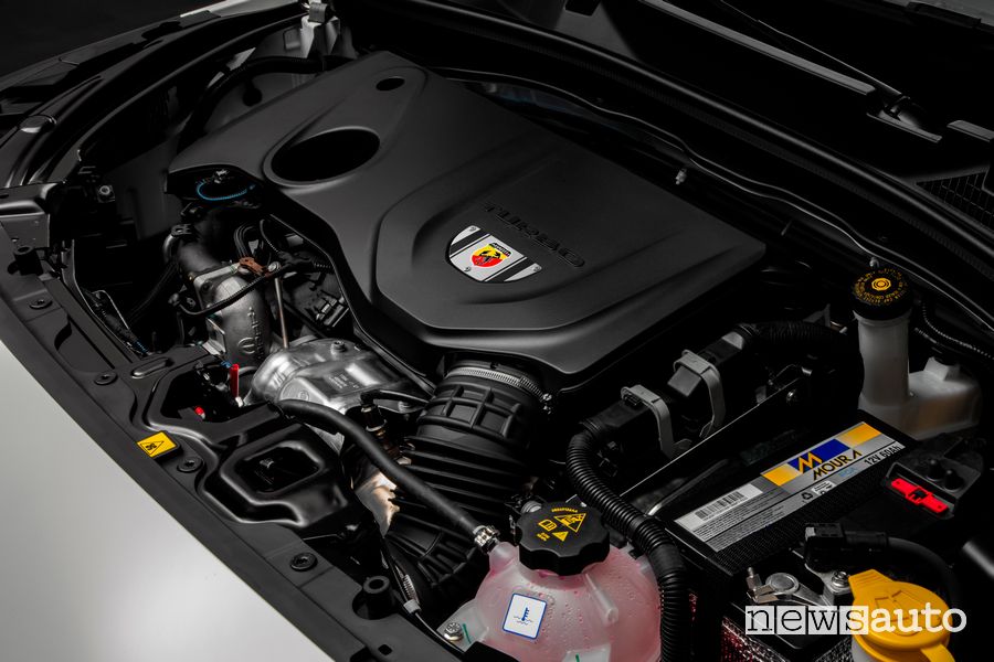 Abarth Pulse SUV vano motore