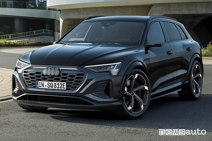 Audi SQ8 e-tron quattro anteriore 3/4
