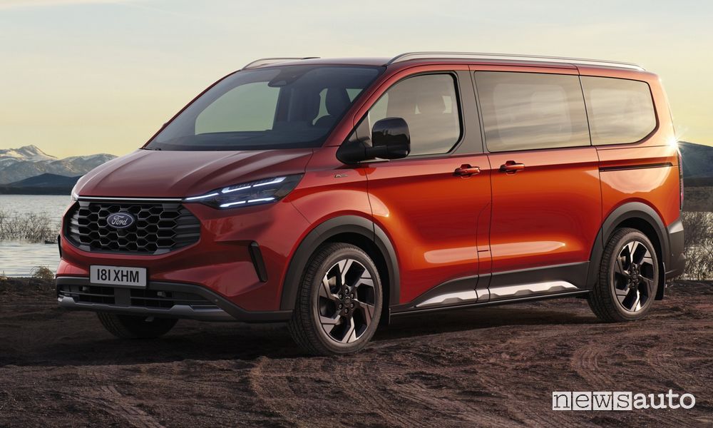 Ford Tourneo Custom Active anteriore 3/4