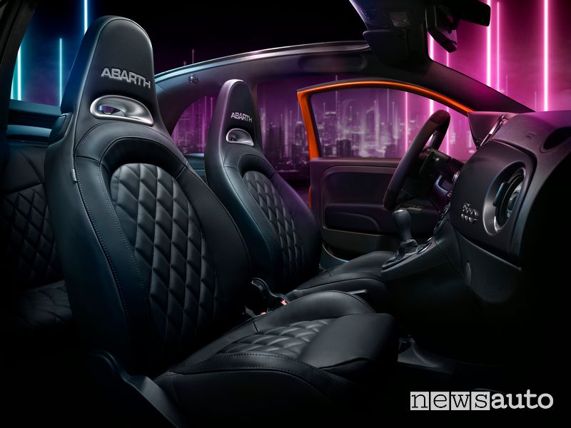 Abarth 595 Turismo sedili abitacolo