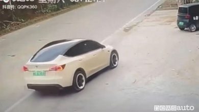Tesla incidente Autopilot