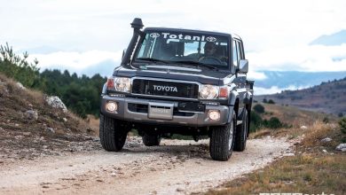 Toyota Land Cruiser GRJ79 anteriore sterrato