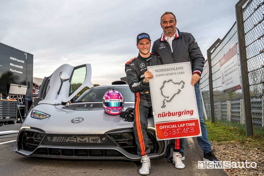 Record Mercedes al Nurburgring con la Mercedes-AMG ONE