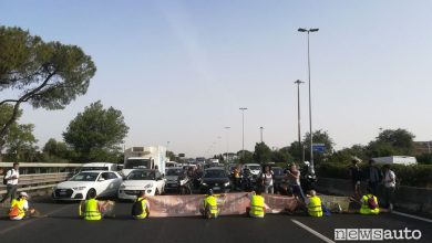Blocco raccordo anulare Roma, protesta ambientalista