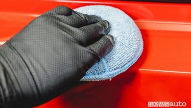 Macchie di calcare sull'auto, che prodotto usare