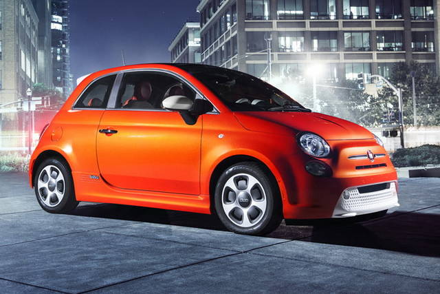La prima versione della 500 elettrica commercializzata negli Usa