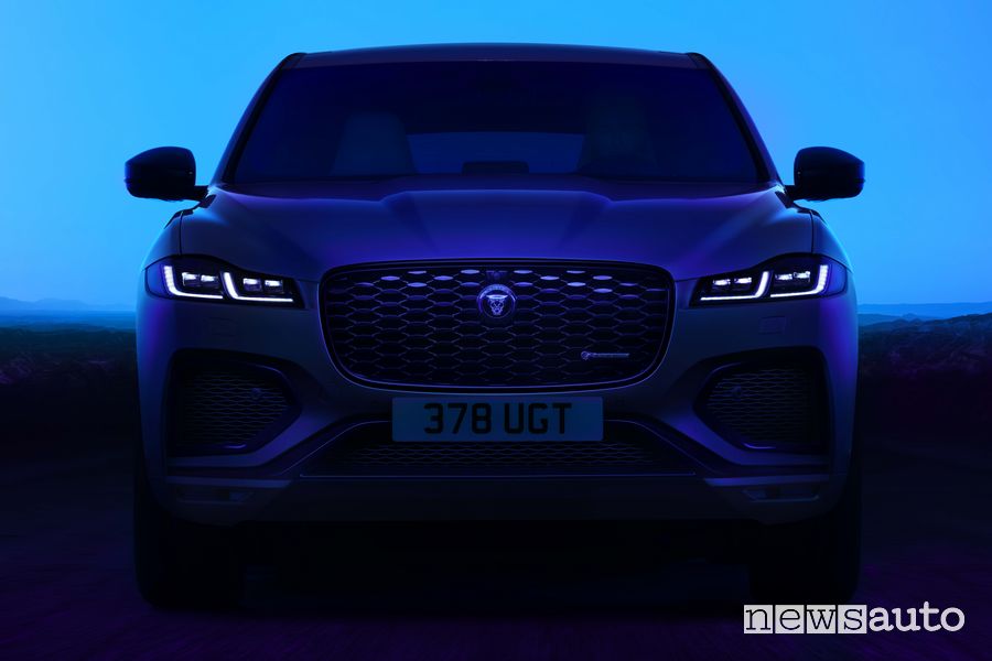 Jaguar F-Pace P400e PHEV frontale