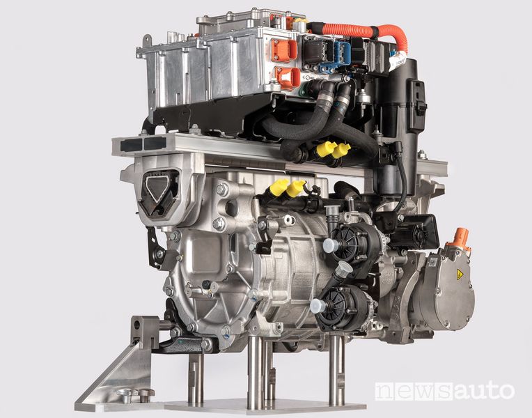 Nuovo motore elettrico 400 Volt sulle automobili del gruppo Stellantis