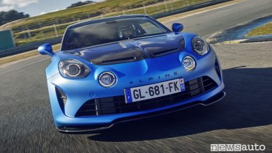 Alpine A110 R in pista