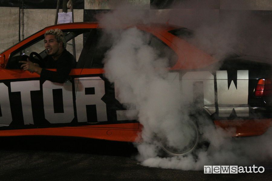 DIDI Bizzarro stuntman