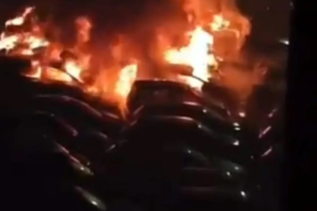 Auto incendiate botti di Capodanno