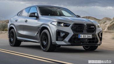 BMW X6 M Competition anteriore 3/4 su strada