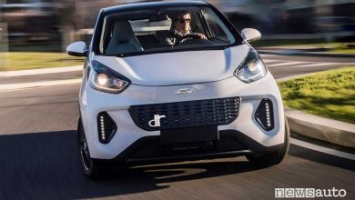 DR 1.0 EV frontale su strada