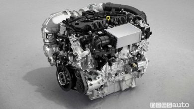 Mazda CX-60 con motore diesel 3.3 6 cilindri in linea