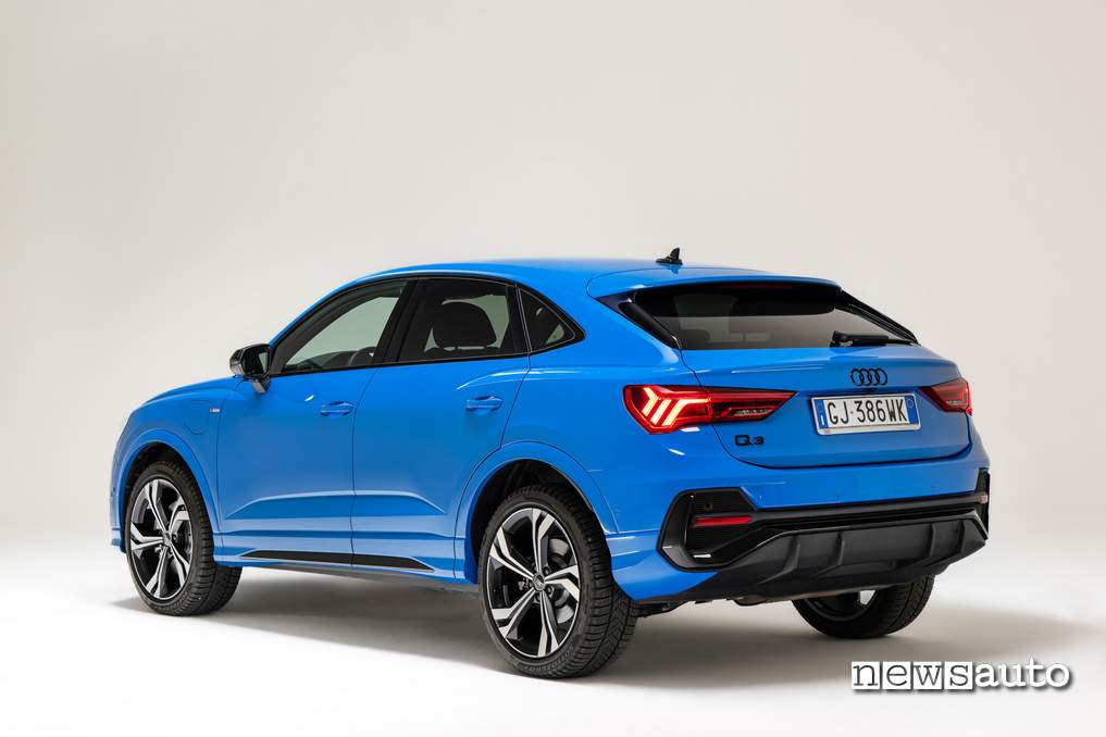 Audi Q3 Sportback Identity Black posteriore