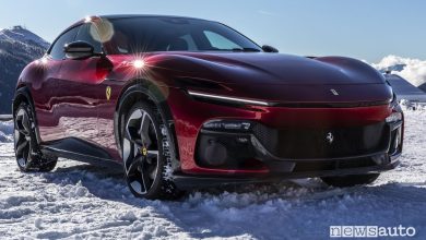 Ferrari Purosangue rosso anteriore 3/4