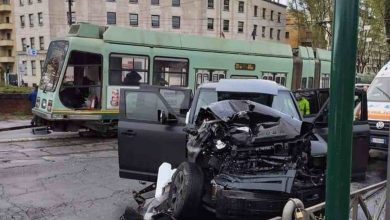 Incidente a Roma, il SUV di Immobile contro il tram
