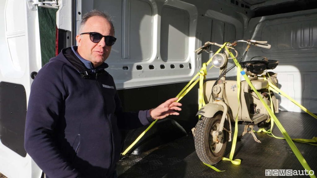 Furgone trasporto moto, Lambretta 150D