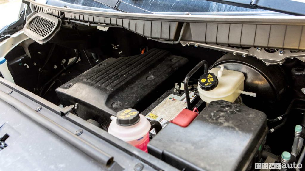 Il vano del motore elettrico del Maxus