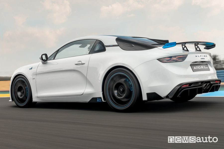Alpine A110 R Le Mans posteriore 3/4 in pista