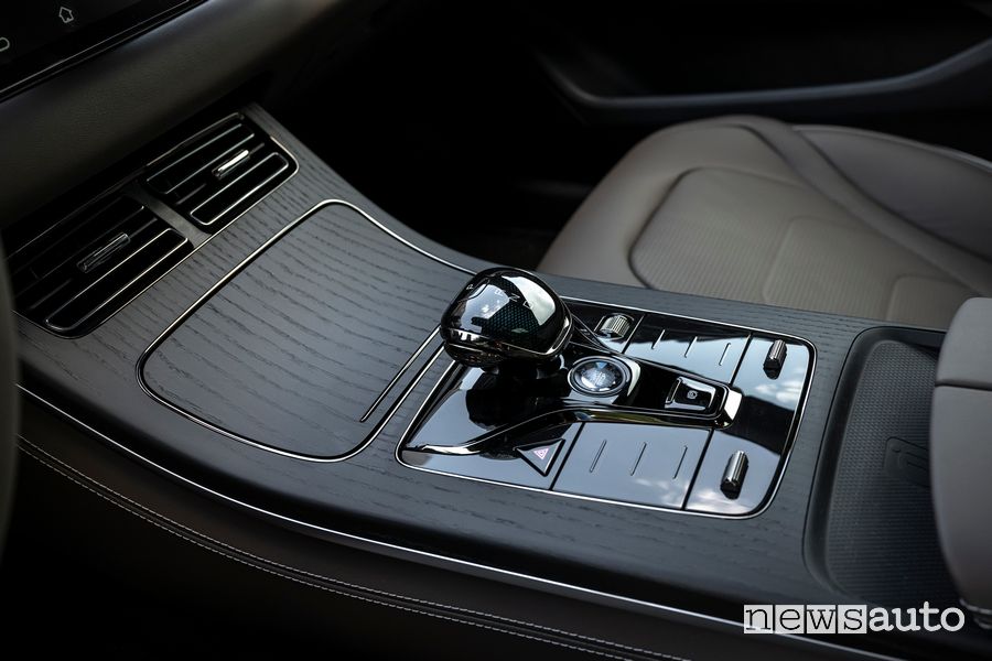 BYD Han console centrale